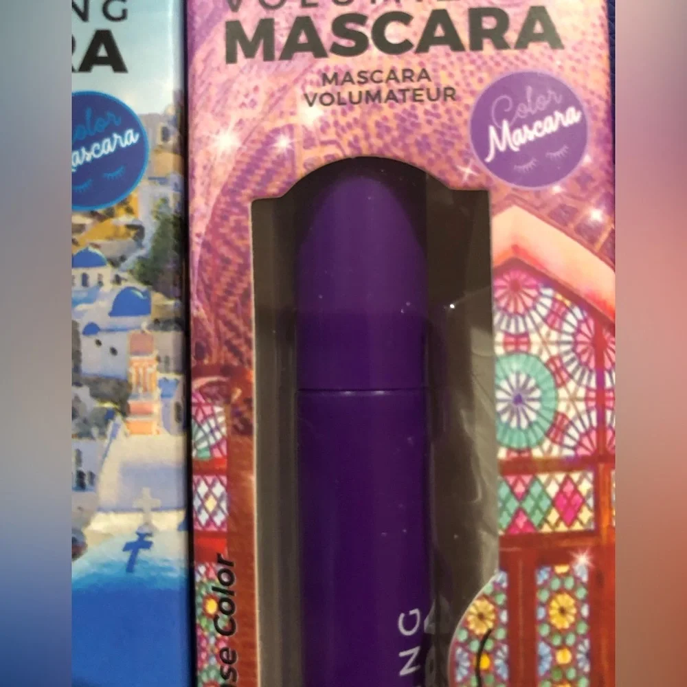 2 volumizing blue & purple colored long lasting waterproof bold intense mascaras